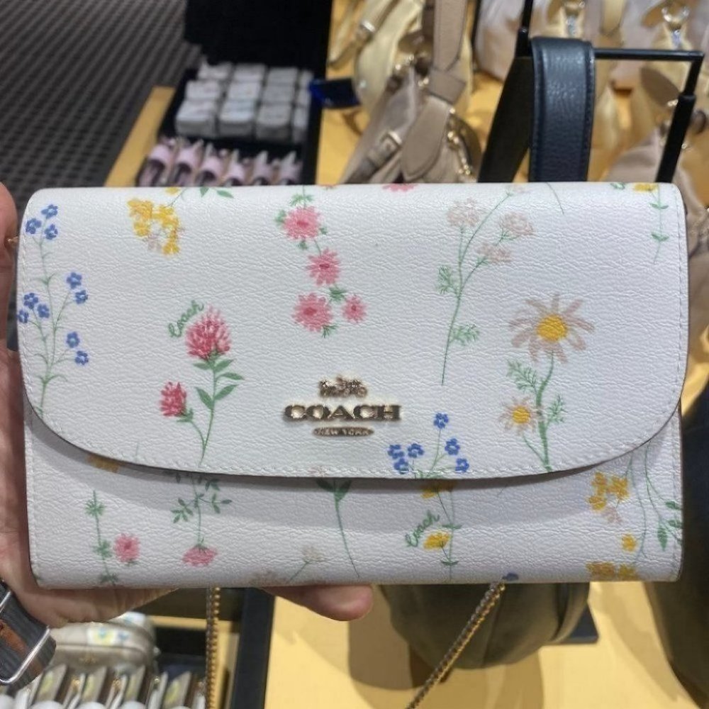 GEMMA CLUTCH CROSSBODY WITH SPACED WILDFLOWER PRIN